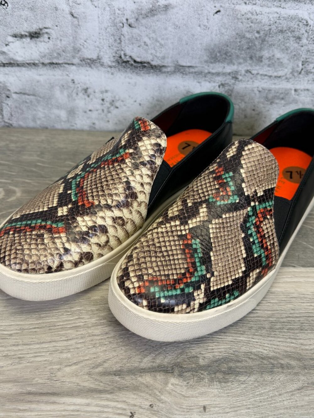 Cole Haan Grandseries Womens Size 7.5 B Snakeskin Slip On Shoes